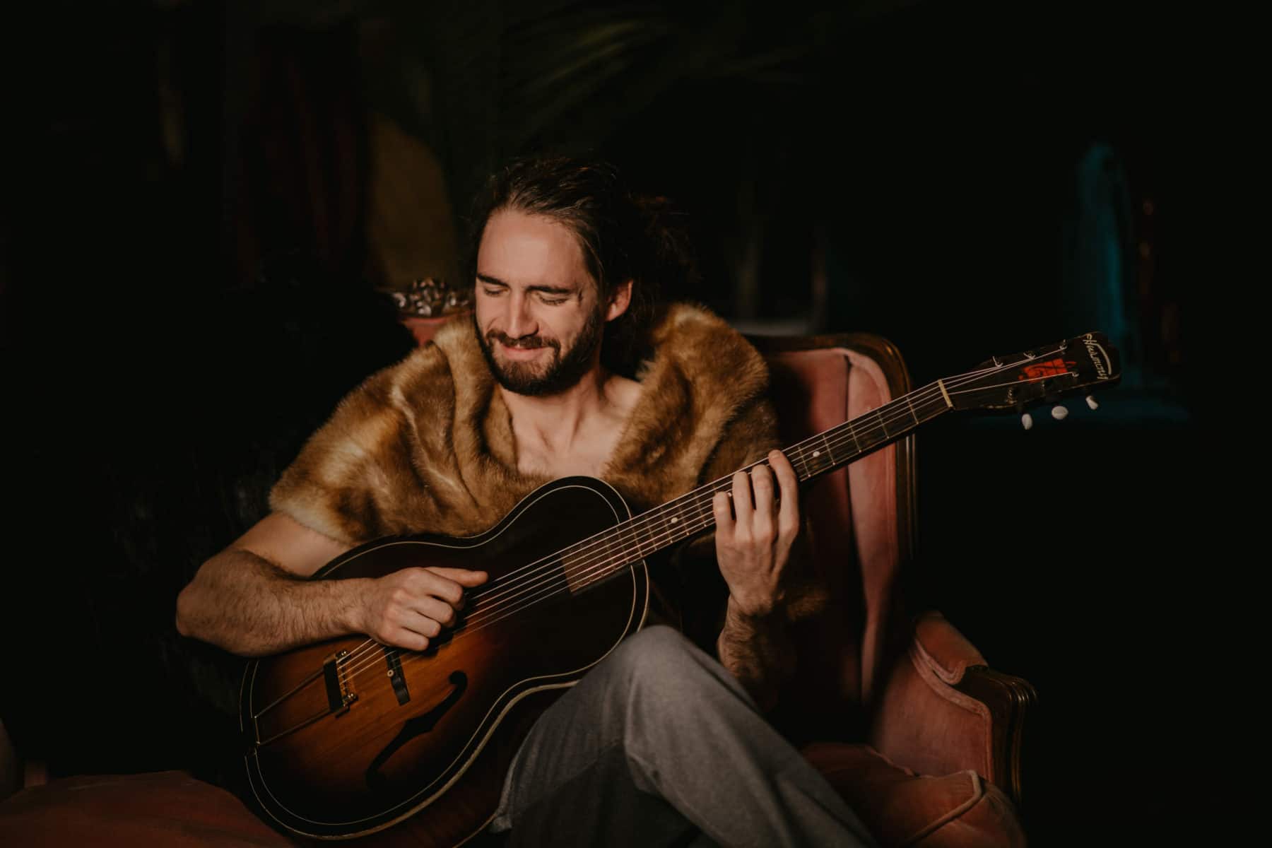 Guitar Boudoir